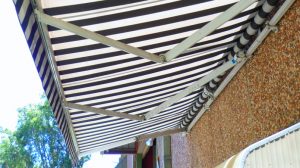 folding-arm-awnings-inr-slide-9